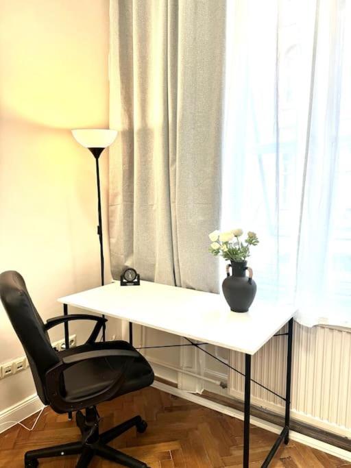 L3 Centre Stylish Flat Ac Апартаменты